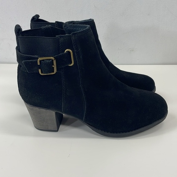 New Skechers Leather Ankle Boot in Black Leather With Side Buckle Size 9 - Picture 1 of 9